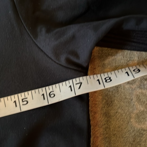 NEW ASICS Performance Jersey Womens sze S | Black Jersey Hoodie - Picture 14 of 16